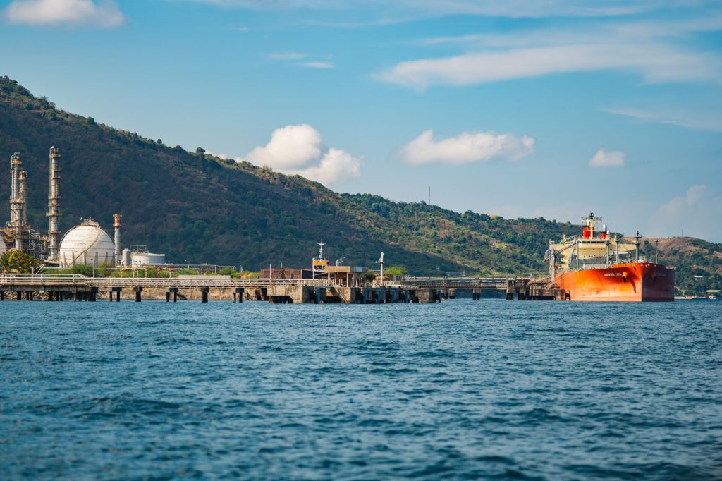 Indian Oil Corporation refinery terminal Mumbai port crude oil tanker docking